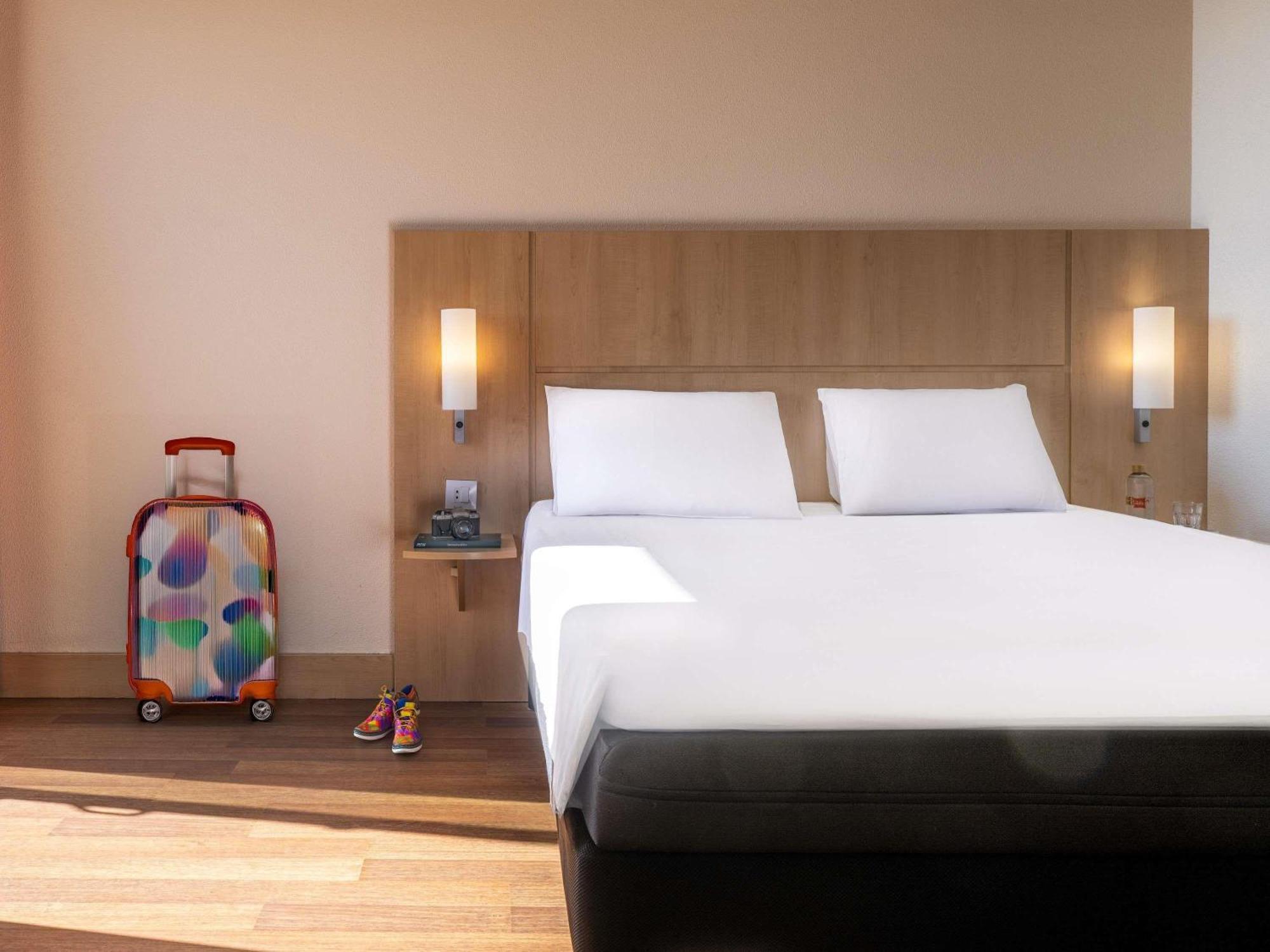Room Terrace,1704949432:JPEG